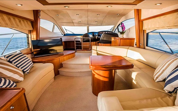 Аренда моторной яхты Sunseeker 52 на Миконосе, Греция